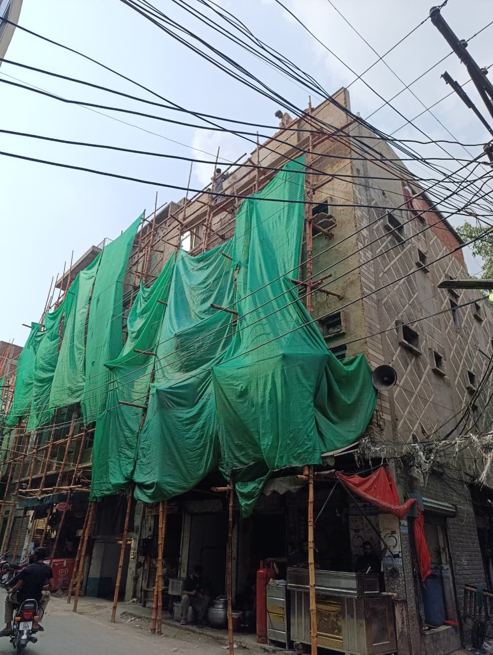 Zakki Gate façade conservation work